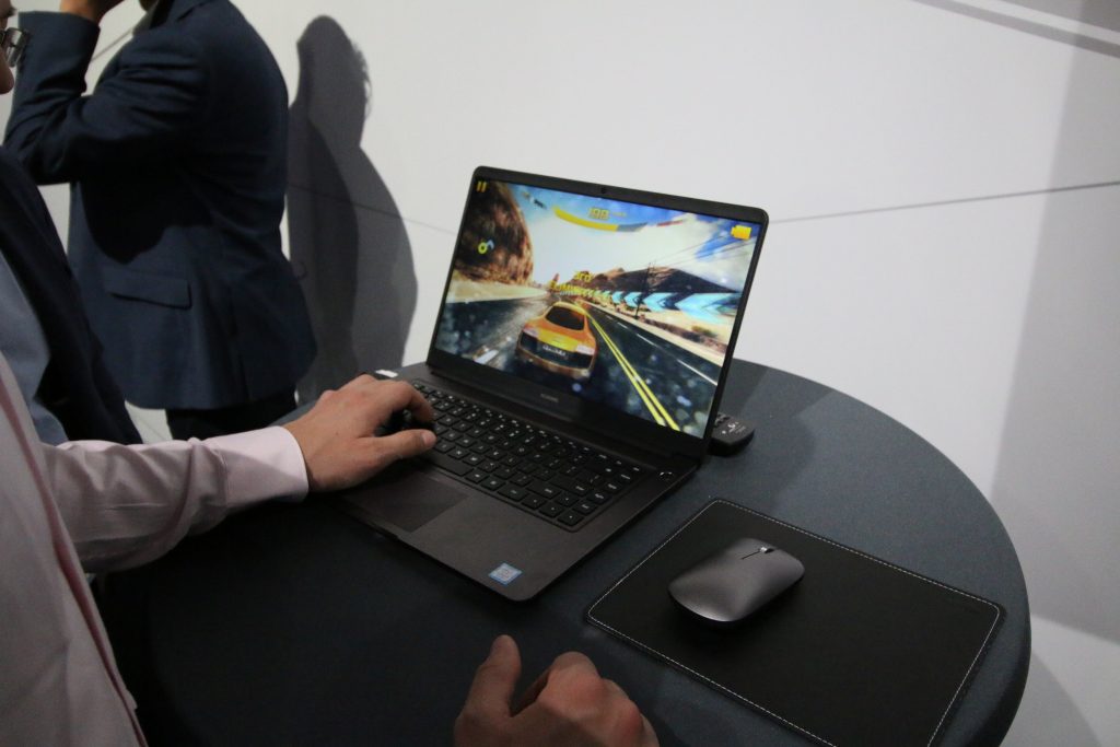 MateBook D